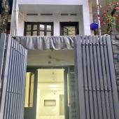 Cho thuê nhà 2 tầng 1 tum vị trí đẹp ở Nguyễn Chí Thanh, Đống Đa