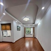 Cho thuê nhà mới chính chủ nguyên căn 80m2-4.5T, Nhà hàng, VP, KD, Lê Văn Lương-20Tr