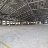 Cho thuê xưởng Phú Chánh Tân Uyên. diện tích xưởng 6380m2/giá 3.3 USD (không phí quản lí)