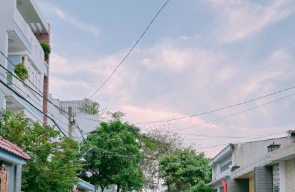 Chỉ 6.8 tỷ có nhà 4 tầng đẹp lung linh 100m2 ngang 5m Nguyễn Thị Kiểu Q12 gần Mega Market.