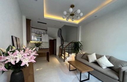 Bán Nhà 5 Tầng Phú Kiều,Mới Tinh,Sổ Đẹp,Giá 4,3 tỷ-0846859786