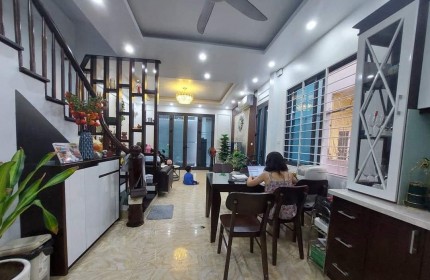 PHẢI XEM NGAY!! bán nhà Cầu Diễn, SIÊU THOÁNG, Ô TÔ QUA NHÀ, 34m2 giá 4.2 tỷ.