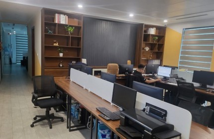Bán nhà mặt phố Nguyễn Ngọc Nại, Diện tích 65m2, mặt tiền 8m. Vị trí kinh doanh hiệu suất cao.