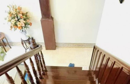 Trần Hưng Đạo 50M2 4 tầng mặt tiền 3.5M 19.5 Tỷ - 10M Ra Phố Kinh Doanh Ô TÔ