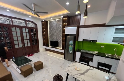 NHÀ ĐẸP MỚI – CÁCH 1 NHÀ RA PHỐ - HOÀNG MAI