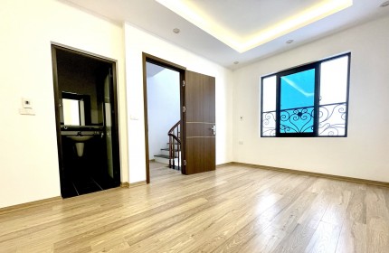 HMt 20M ra mặt ngõ ô tô - TRƯỚC NHÀ RỘNG - NHÀ ĐẸP Ở LUÔN - 5P RA HỒ ĐỀN LỪ
