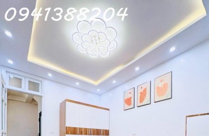 BÁN NHÀ QUAN NHÂN, NHÀ ĐẸP Ở NGAY FULL NỘI THẤT, 25M2, 4.2 TỶ