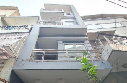 Bán nhà ngay Nam Dư 40m 4 tầng dân xây kiên cố 4.05 tỷ