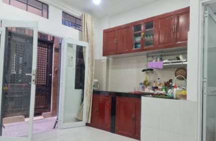 Tinh - Bán Nhà Phú Nhuận Hẻm 4m 115/ Lê Văn Sỹ 35m2 , 2PN Giá  4.2 tỷ