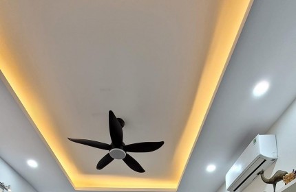 Cần bán trong tuần! Bà Triệu 57m2 5 tầng nhà đẹp 4 tỷ 6 - Trung tâm Hai Bà Trưng