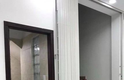 Bán nhà mặt tiền kinh doanh đỉnh ( 4.2m x18m ) Cách Mạng Tháng 8, Tân Bình, Chỉ 20 TỶ