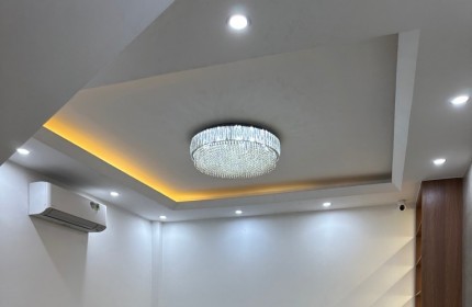 BÁN LK Khu đất DV Cổng Đồng Tố Hữu, HÀ ĐÔNG DT: 50M X 5 TẦNG GIÁ NHỈNH 9 TỶ. PHÂN LÔ - Ô TÔ - KINH DOANH - NỘI THẤT SỊN.