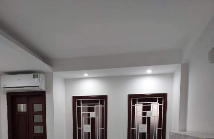 NHÀ ĐẸP GẦN Ô TÔ PHỐ MINH KHAI , DT 33 m2 , 5 tầng, Giá : 5 tỷ