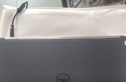 Khám Phá Chiếc Laptop Dell Latitude 7470 - Sự Lựa Chọn Tốt Nhất Tại Bình Dương!