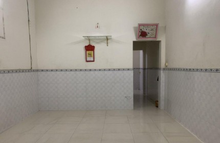 Bán nhà C4 Sát Quốc Lộ 1A, Bình tân, 58m2, hẻm ba gác, nhỉnh ít 2 tỷ