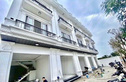 Bán nhà xây mới ngõ ô.tô đỗ cửa phố Thiên Lôi, diện tích 55m 4 tầng GIÁ 3.7 tỉ