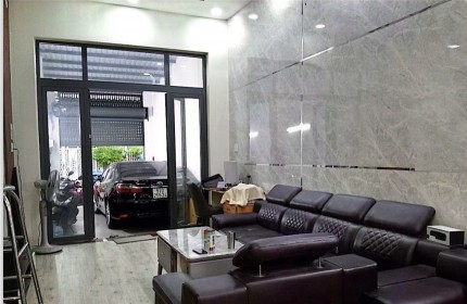 Bán nhà HXT thông Nguyễn Ảnh Thủ Q12, 77m2, 4 tầng đẹp, gần siêu thị, chỉ 6.5 tỷ.