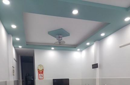 Bán nhà mt giáp sát Bùi Minh Trực 4*20 phường 5 quận 8 chỉ 13,5 tỷ