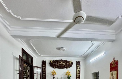 Bán nhà dân xây Phố LÒ ĐÚC, chỉ 7,8 tỉ sở hữu 85m2x 5 tầng, 2 thoáng vĩnh viễn,gần phố,giá đầu tư