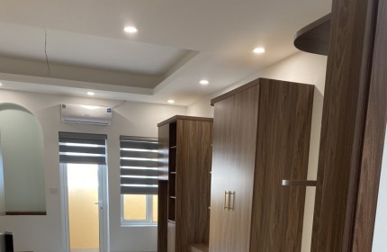 Cho thuê nhà mới chính chủ 80m2x4T, KD, VP, Nhà hàng, Linh Lang-20Tr