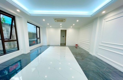 Bán nhà ngõ 35 Cát Linh, kinh doanh tốt, thửa đẹp DT 60m2 x 6 tầng, MT 5m.