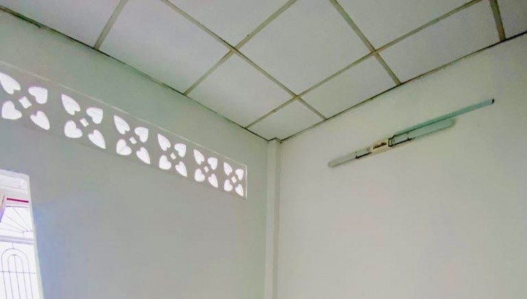 Bán nhà Cống Lở, P 15, Tân Bình. DT: 27/30m2 x 3 tầng (3 x 10). Giá 3.3 tỷ TL