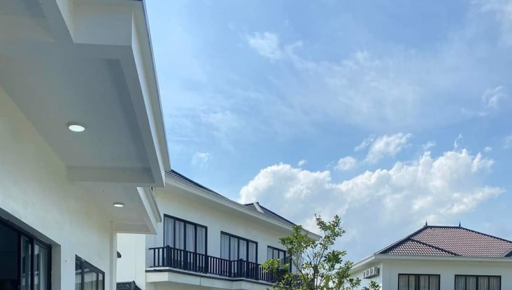 Phong cách sống thượng lưu tại Villa 5* La Saveur Đồng Chanh