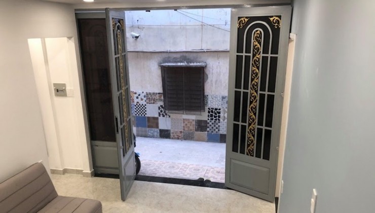 Nhà bán Hẻm 120/ TRẦN QUỐC THẢO, 50m2 , 3Pn , 4Wc , ngang 4m5 , khu cán bộ Giá 5 tỷ 6 ( TL mạnh )