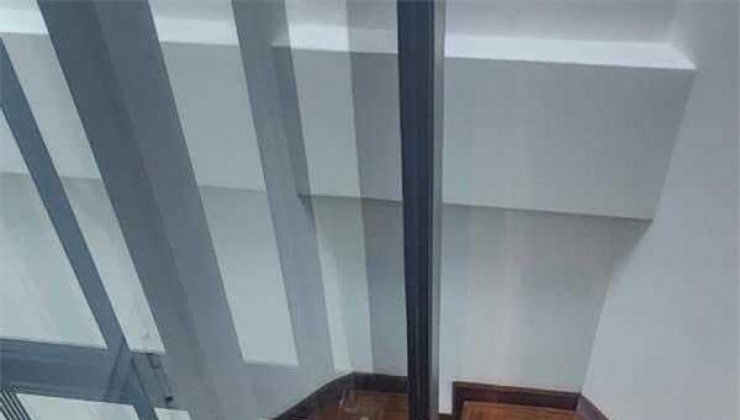 CÂU GIẤY NHÀ ĐẸP Ở NGAY GẦN OTO 50M2, 5 TẦNG 6 NGỦ GIÁ CHỈ 7,5 TỶ CÓ TL.