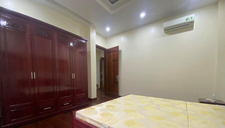 Bán nhà Tây Trà. 4 tầng 2 ngủ. full nội thất