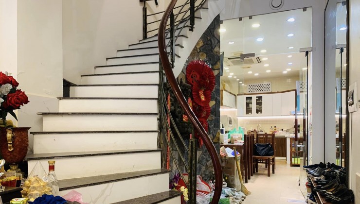 Phân Lô Siêu Vip Quận Đống Đa, Phố vip Thái Hà, 52m x 5T. Giá 17.8 TỶ