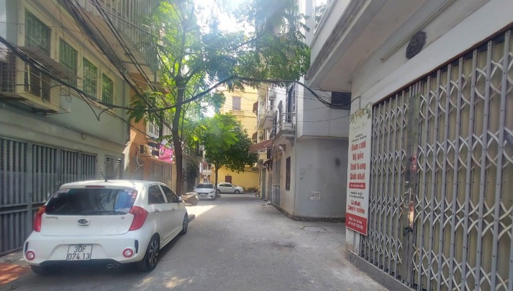 Bán Nhà Mai Dịch _ Cầu giấy, 38m2,  5 tầng , Mặt Tiền 4m, giá 5,5 tỷ