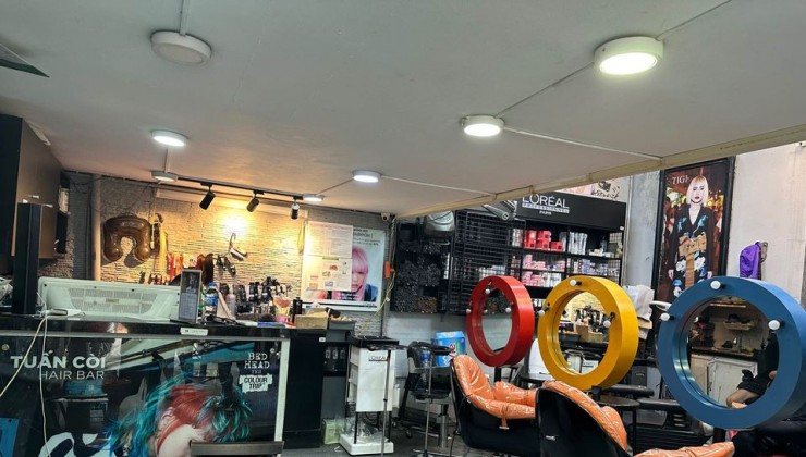 Sang nhượng Salon tóc Cơ sở 49B Trần Quốc Toản, Hoàn Kiếm, Hà Nội.