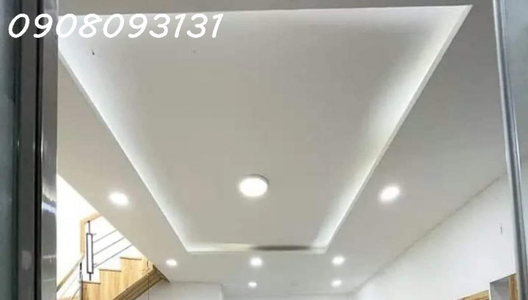 Thanh - Nhà Bán Hẻm 2m5 , Phan Xích Long 30m2 3 Tầng BTCT  , 2PN Giá 5  tỷ 790 (TL)