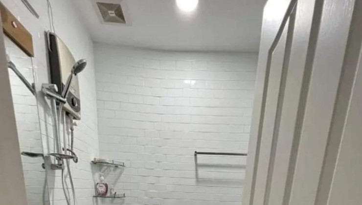 Thanh - Nhà Bán Hẻm 2m5 , Phan Xích Long 30m2 3 Tầng BTCT  , 2PN Giá 5  tỷ 790 (TL)