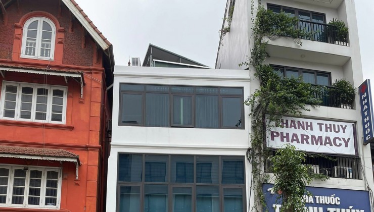BT sân vườn 4T x 171m2, MT 15m. Mặt P. Tô Ngọc Vân, Tây Hồ. Giá 70 tỷ.