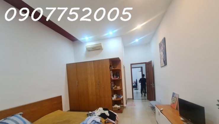 NHÀ ĐẸP Ở NGAY - GẤP BÁN - 65M2 CHỈ HƠN 5 TỶ