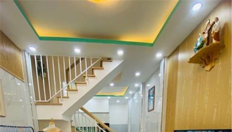 NHÀ ĐẸP BÌNH THẠNH, NGANG 4M, 8 tỷ, HẺM XE HƠI, 5 TẦNG BTCT. 4PN 8.X TỶ