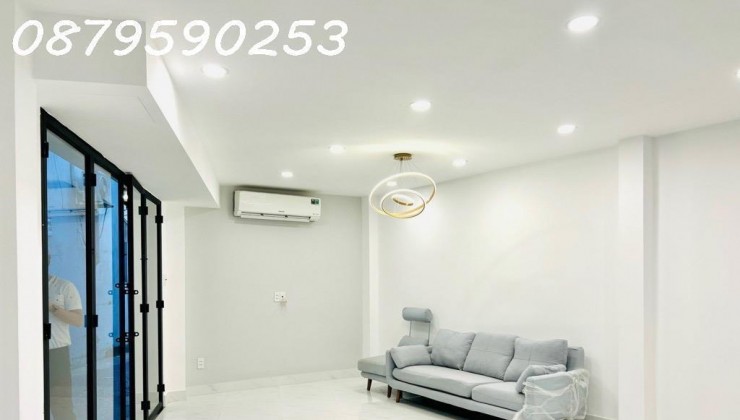 30M2 4 PN 3 TẦNG TẶNG HẾT NỘI THẤT XỊN GIÁ CỰC TỐT 1 XE HƠI ĐẬU TRONG NHÀ