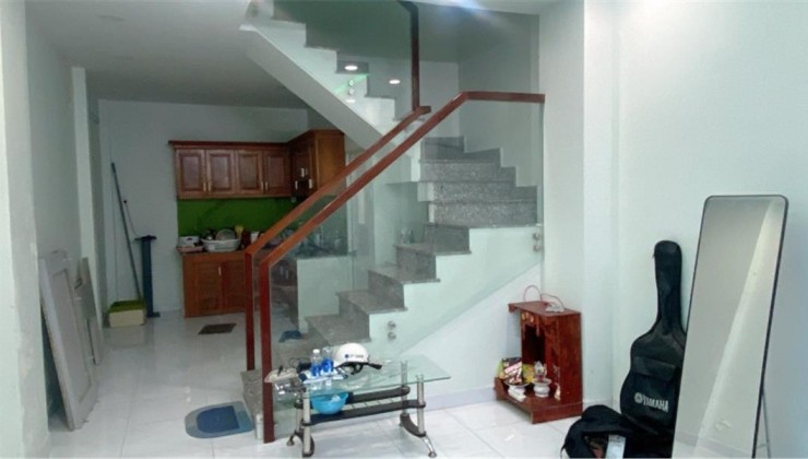Hẻm 379 Thống Nhất - P11 - Gò Vấp - Nhà 3 Tầng - 43m2 - 4PN. Giá Chỉ 3 Tỷ 1.