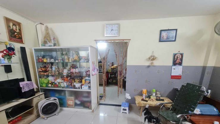 Bán nhà hẻm Đường Hiệp Bình 50m, 1T1L, 2PN, 32m2, Hiệp Bình Chánh, Thủ Đức, Giá 3,2 Tỷ còn TL