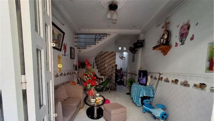 NGUYỄN THỊ THẬP - GẦN 70M2 - 2 TẦNG BTCT NHÀ ĐẸP Ở NGAY - CHỈ 7.2 TỶ, HẺM XE HƠI -