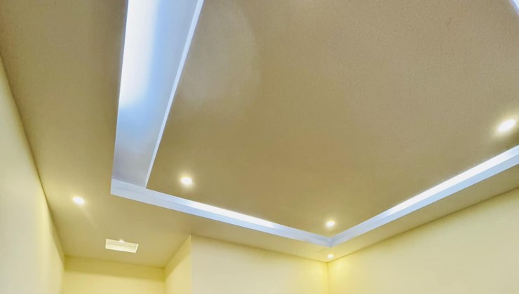 21 Tỷ 110M2 Hồ Đắc Di KD Ô TÔ Tránh 5 Tầng Mới Đẹp Ô thang máy 2 Thoáng