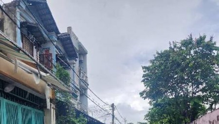 Nhà 3 tầng- Thới An 16, Quận 12- hẻm 2 xe tải thông- dt 50m2--4 tỷ299 TL
