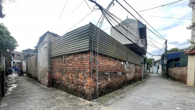 CC gủi bán 45m2, 1.x tỷ, Trung tâm Chúc Lý, Ngọc Hoà, Chương Mỹ, tk1, ô tô đỗ cửa. Giá đầu tư 1.x tỷ.