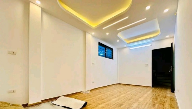 Bán nhà Xuân Phương - Từ Liêm, SIÊU THOÁNG, đẹp NGỠ NGÀNG, 32m2 x 5T giá 3.6 tỷ.