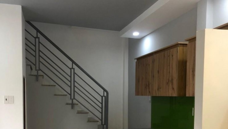 LÊ ĐỨC THỌ - P13 - DIỆN TÍCH: 61M2 ( 4 x 15,5 ) 3PN - HẺM XE HƠI QUAY  ĐẦU - CHỈ NHỈNH 4 TỶ 850.