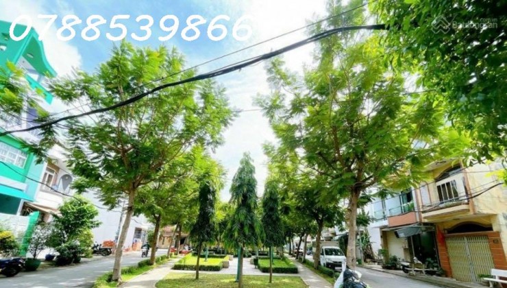 Bán nhà hẻm nhựa 10m Hòa Bình ngay cạnh Đầm Sen 4x16m đúc 2 lầu đẹp giá 7,6 tỷ