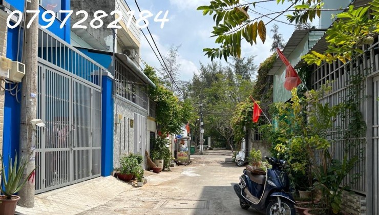 BÁN NHÀ HẺM XE TẢI ,khu phân lôDT 76M2,LONG TRƯỜNG QUẬN 9,GIÁ BÁN 3,7 TỶ