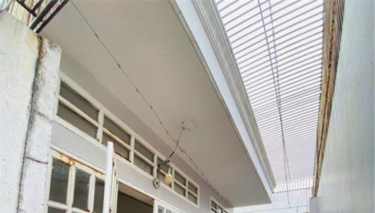 3.2 tỷ/ nhà cấp 4 btct, 50m ra mặt tiền đg Tăng Nhơn Phú, hẻm Ba gác, Phước Long B, Quận 9, 2wc,1pn